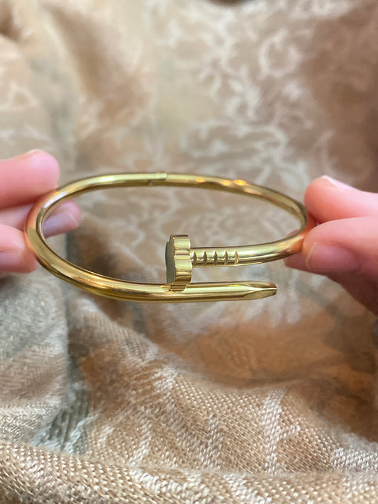 Nail Bracelet