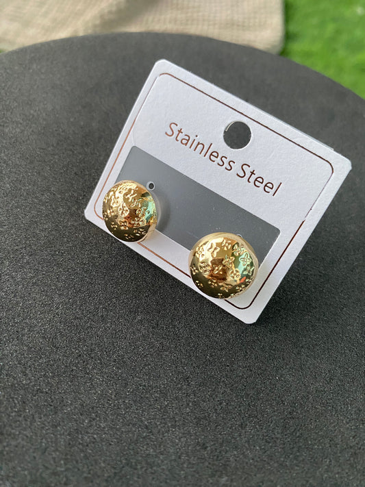 Daisy Stud Earrings