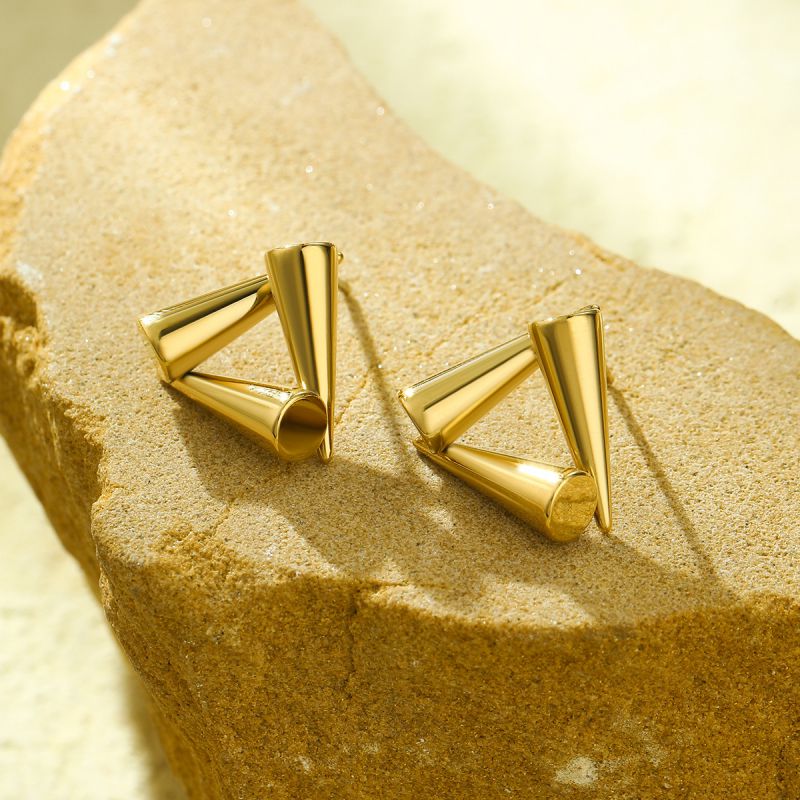 Aurora Stud Earring